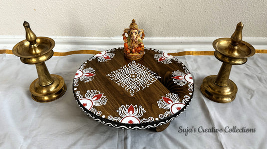 Hand painted Kolam Manai / Chowki / Peeta