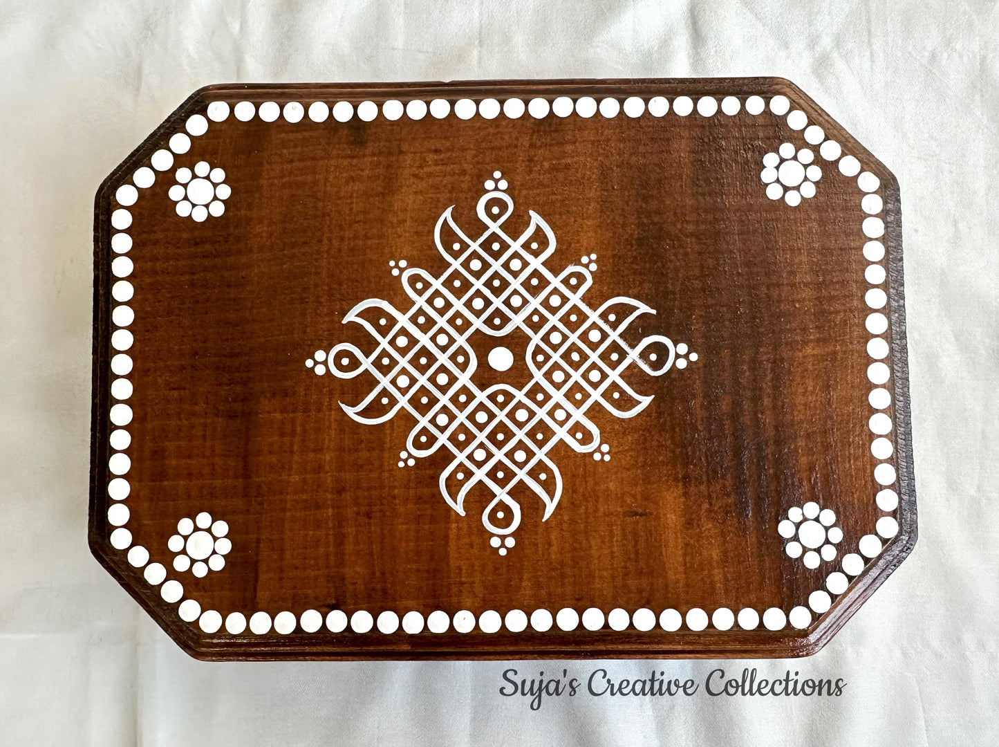 Hand painted Kolam Manai/Chowki